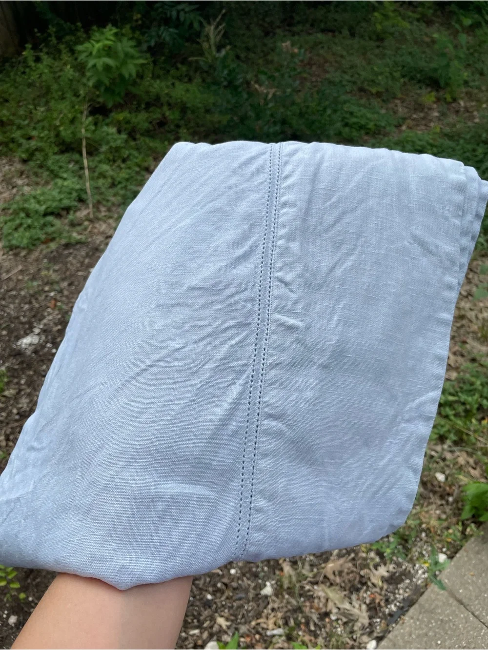 Williams Sonoma Linen Tablecloth